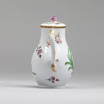 KAFFEKANNA, porslin, Meissen, Marcolini period  1774-1814.