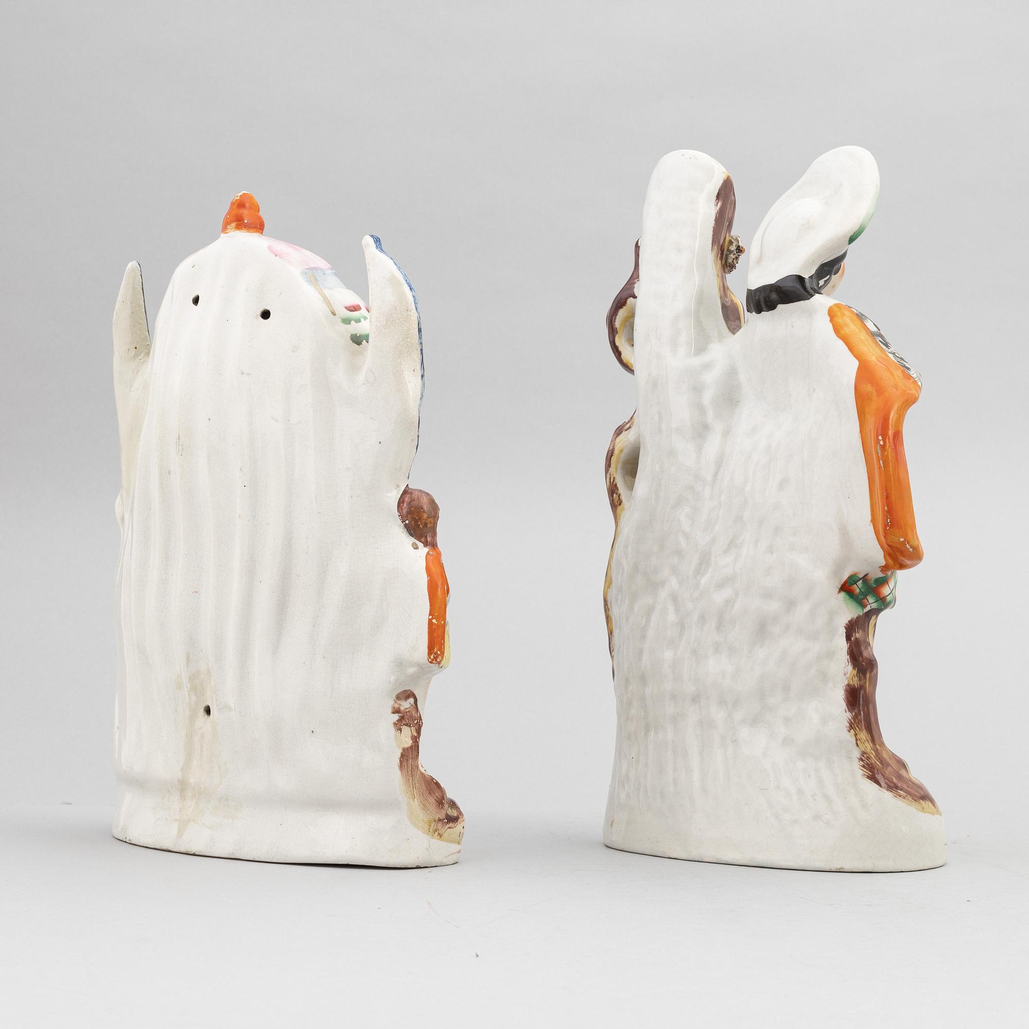 A set of eight English flintware figurines, 20th Century.