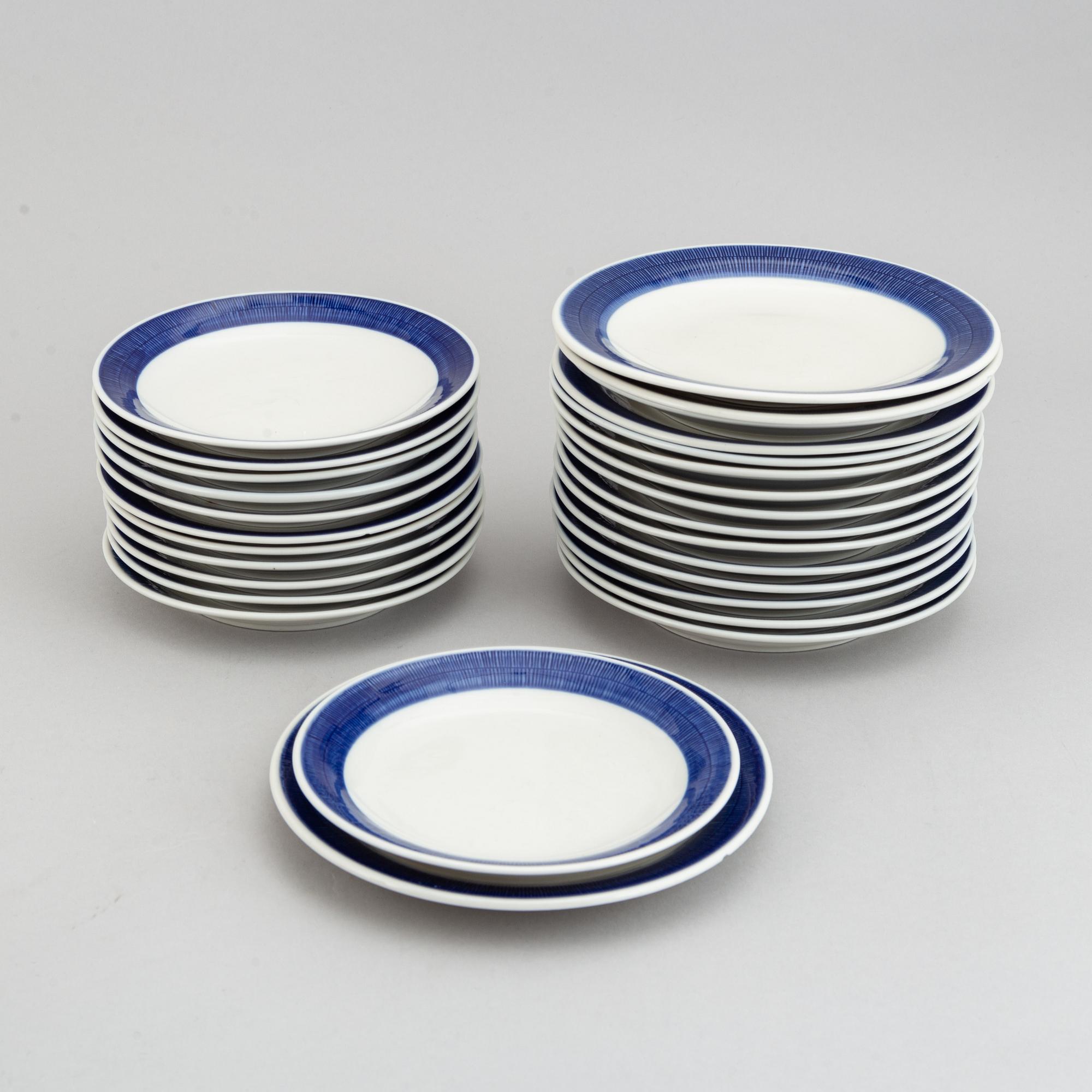 Hertha Bengtson, tallrikar, 44 st, "Koka", Rörstrand.