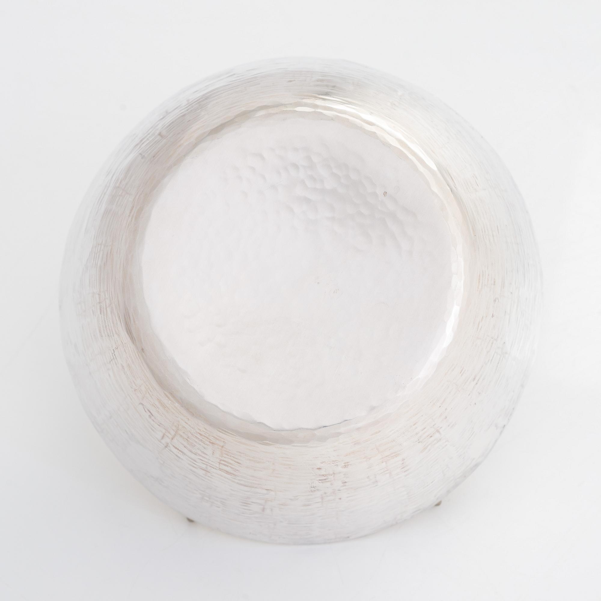 Tapio Wirkkala, skål, silver, TW 243, Kultakeskus, Tavastehus 1979.