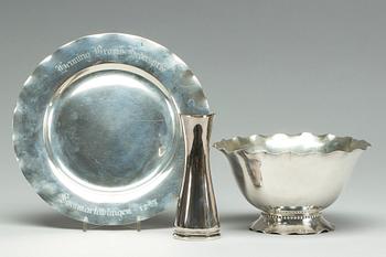 SKÅL, VAS samt FAT, silver. 1900-talets mitt/andra hälft. Total vikt ca 460 gram.