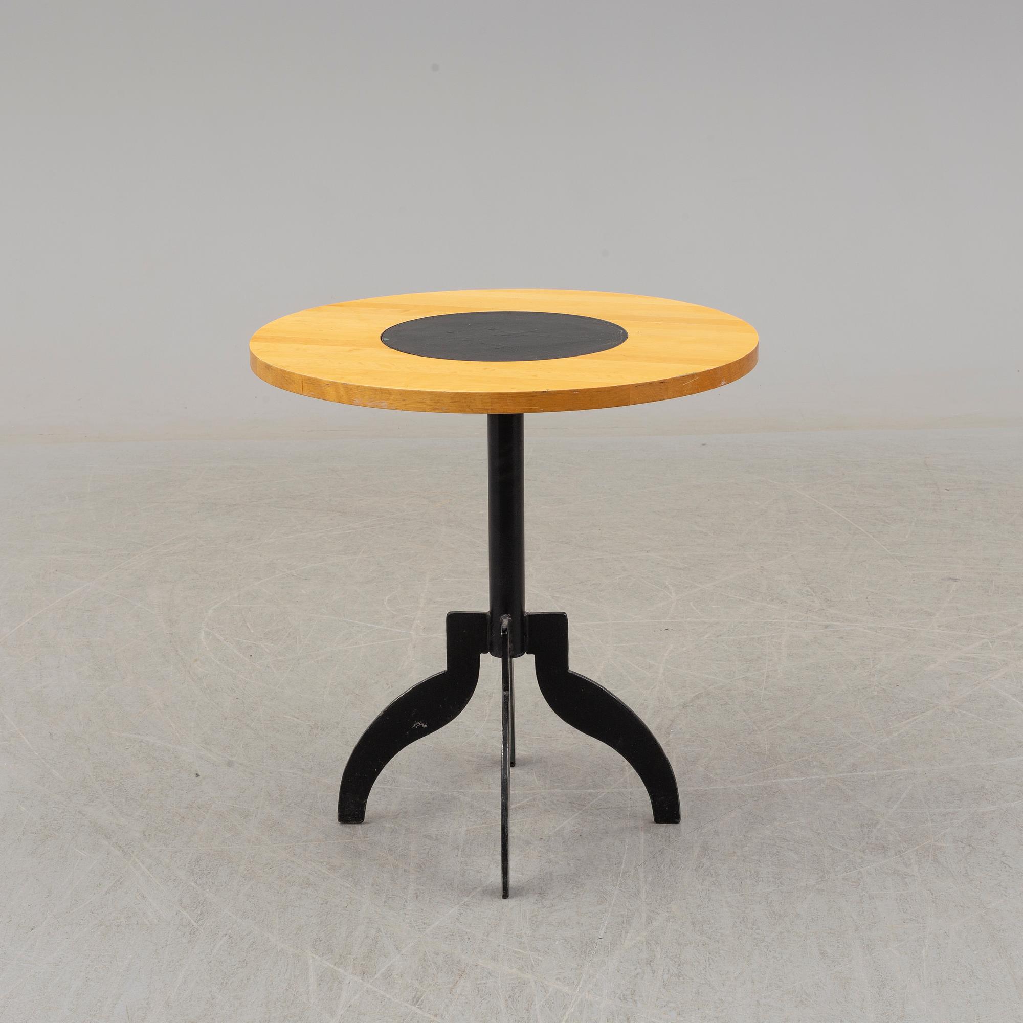 JONAS BOHLIN, bord, "Triptyk II", Källemo, Värnamo, modell formgiven 1988.