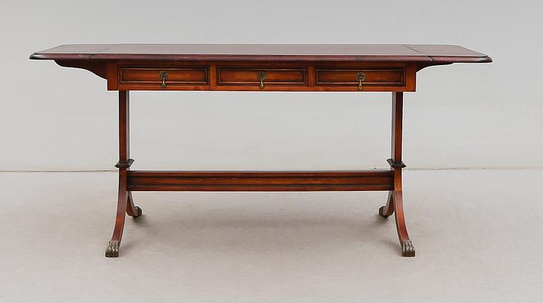 KLAFFBORD, England, 1900-talets andra hälft.