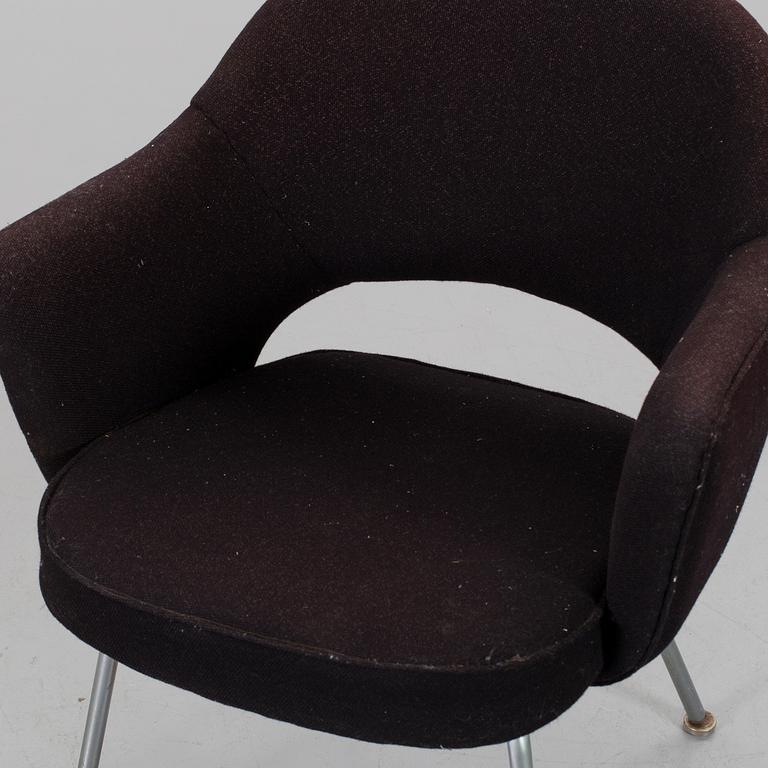KARMSTOL,  'Executive Side Chair', Eero Saarinen för Knoll International. Made in Belgium.