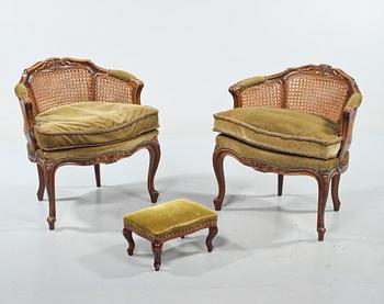 BERGÈRER, ett par, samt FOTPALL, omkring 1900-talets mitt.