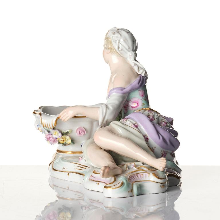 A pair of porcelain salt cellars, Meissen, Germany, late 19th century.