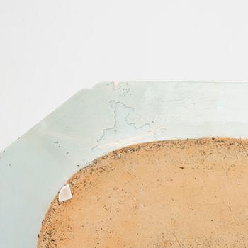 Stekfat, porslin, kompaniporslin, Qingdynastin, Qianglong (1736-1795) och vas, porslin, Kangxi.