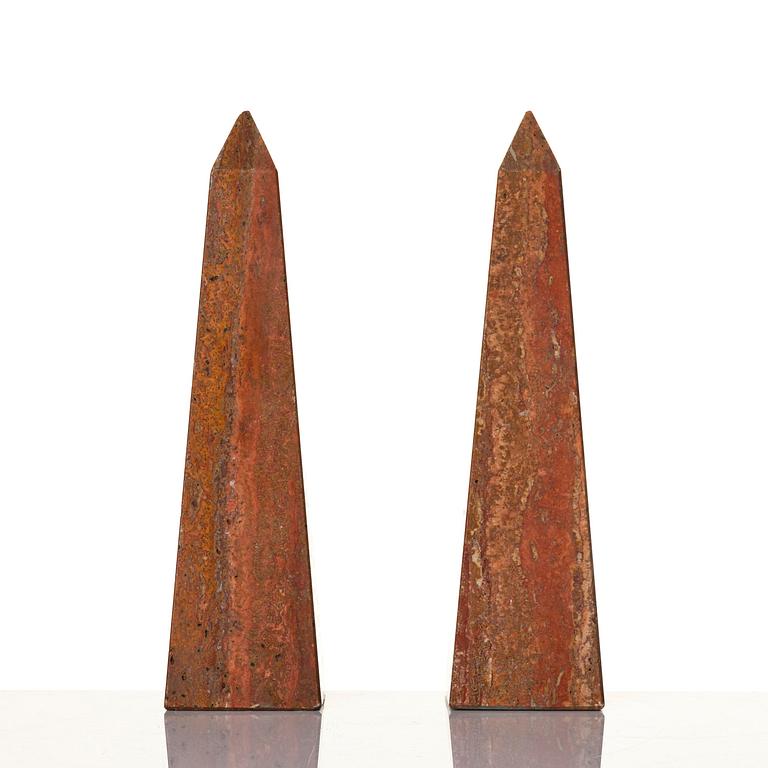 A pair of presumably italian limestone obelisks around year 1900.