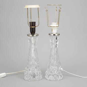 BORDSLAMPOR, 1 par. Carl Fagerlund, Orrefors, 1960-tal.