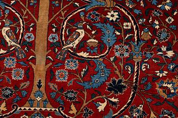 A carpet, antique/semi-antique, Teheran/Nain Tuteshk, ca 314 x 211 cm.