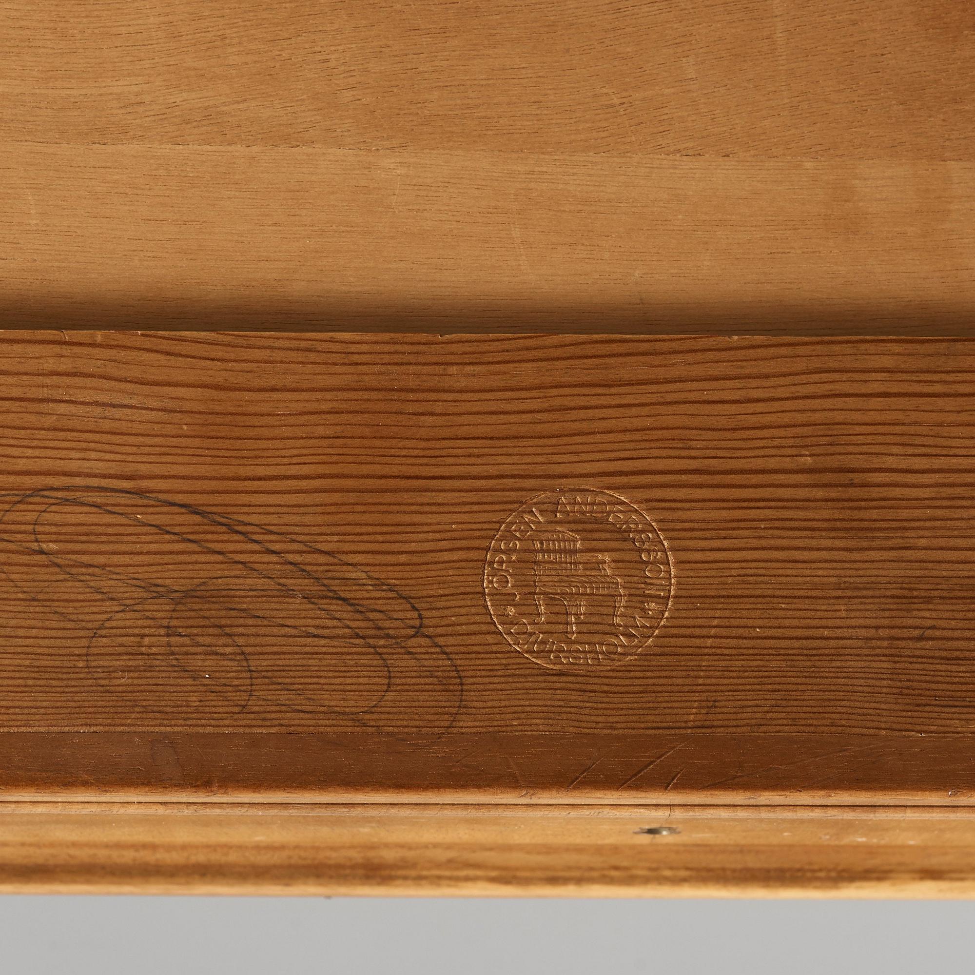 Carl Malmsten, a mid 20th century mahogany desk, cabinetmaker Jörgen Andersson, Djursholm, Sweden.