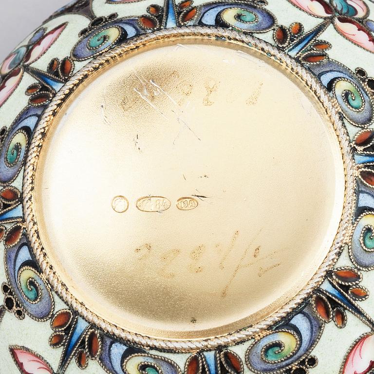 11:e Artellen, kåsa, silver och emalj, Moskva 1908-1917.