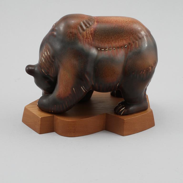 FIGURIN, stengods, Gunnar Nylund, Rörstrand, 1900-talets andra hälft.