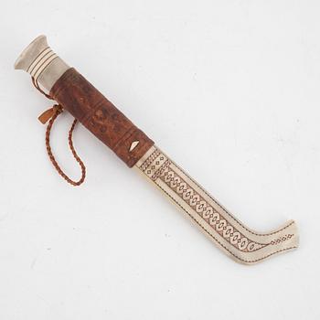 Thore Sunna, a signed reindeer horn knife.