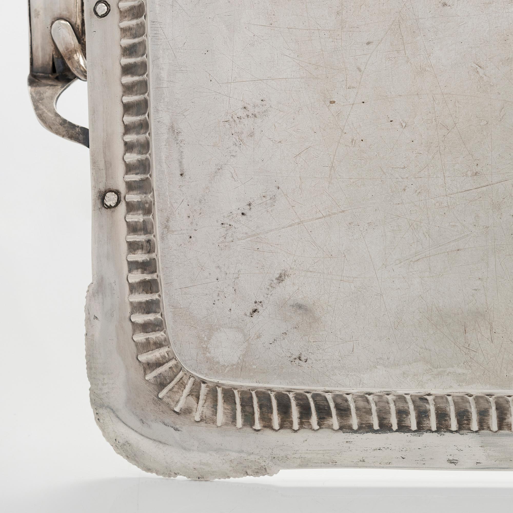 A silver tray, maker's mark of Henrik Tallberg, St. Petersburg 1832.
