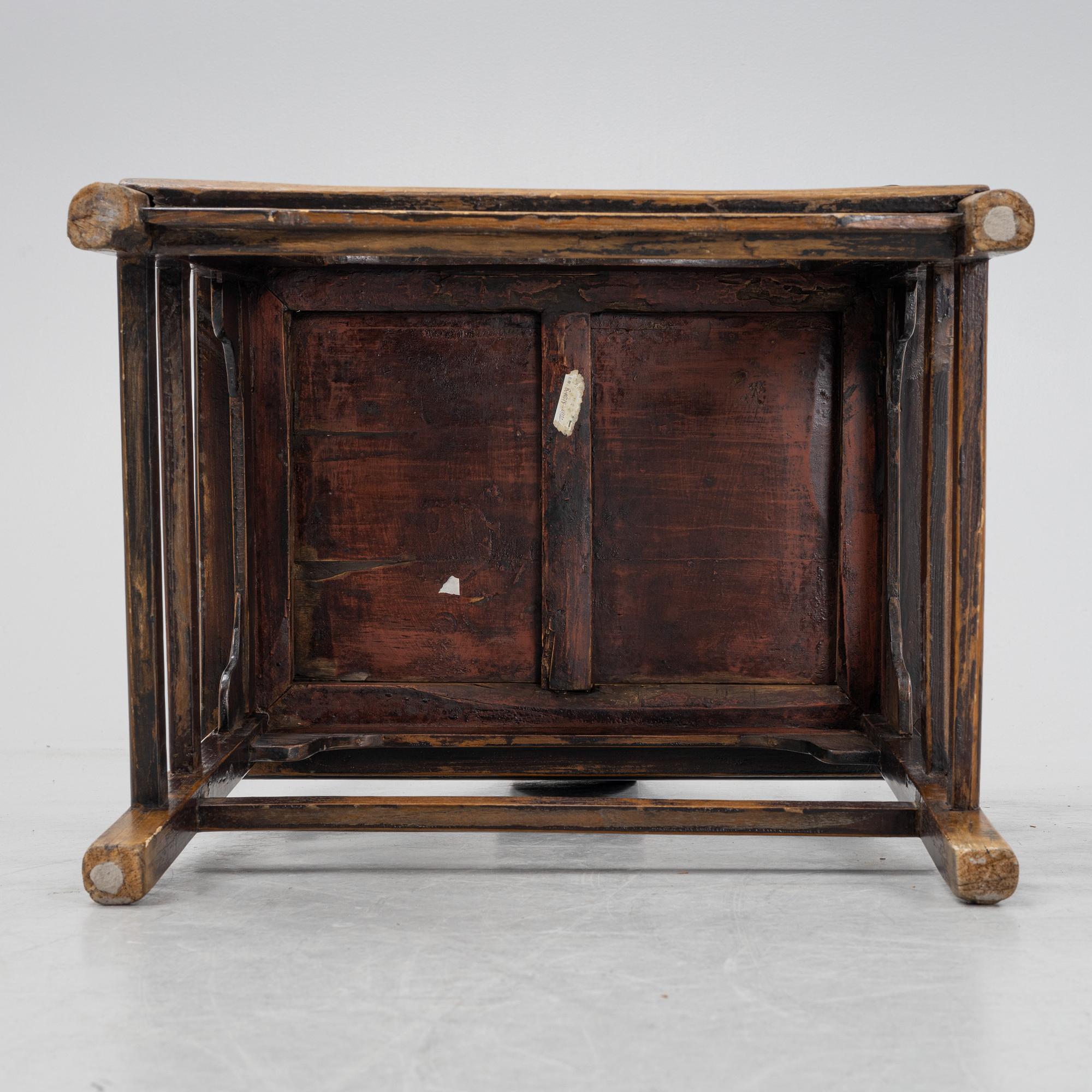 A hardwood chair, China, early 20th century.