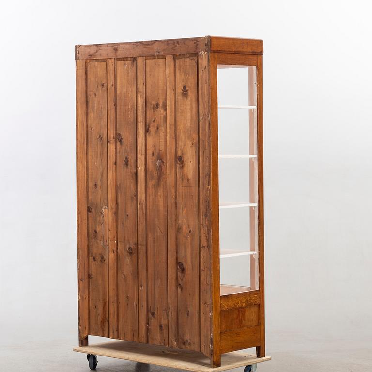 Vitrinskåp, jugend.