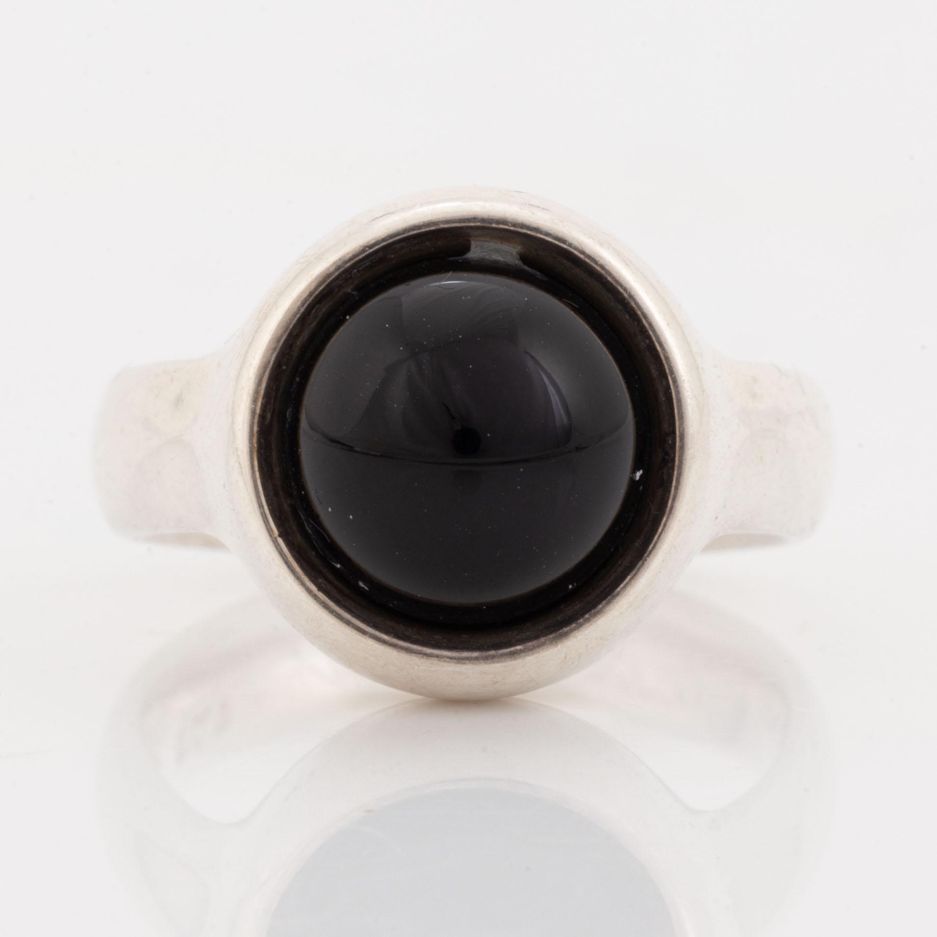 Georg Jensen, Regitze Overgaard, ring, silver och svart sten.