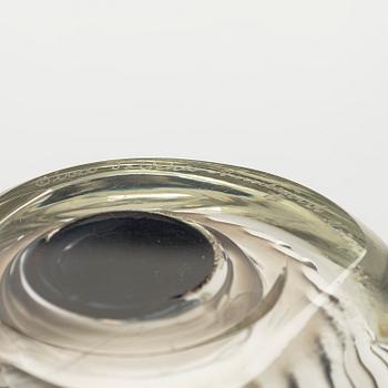 Oiva Toikka, a glass paper weight, / sculpture. signed Oiva Toikka Nuutajärvi Notsjö.