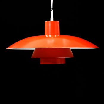 TAKLAMPA, "PH 4/3", Poul Henningsen för Louis Poulsen, Danmark, 1900-talets andra hälft. Höjd 20 cm.