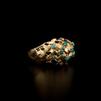 RING,18K guld, turkoser. Vikt 5,8 g.
