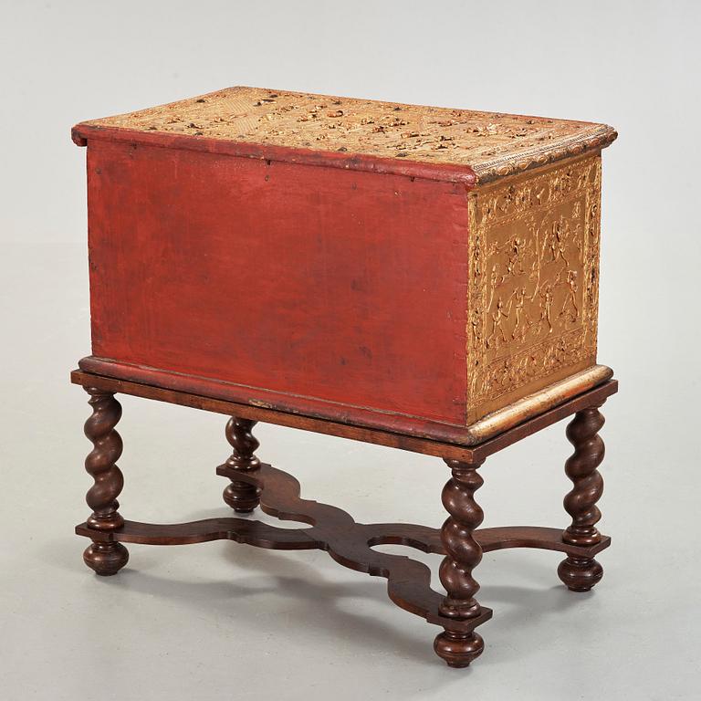 A wooden chest with cover, Thailand, 19th Century.