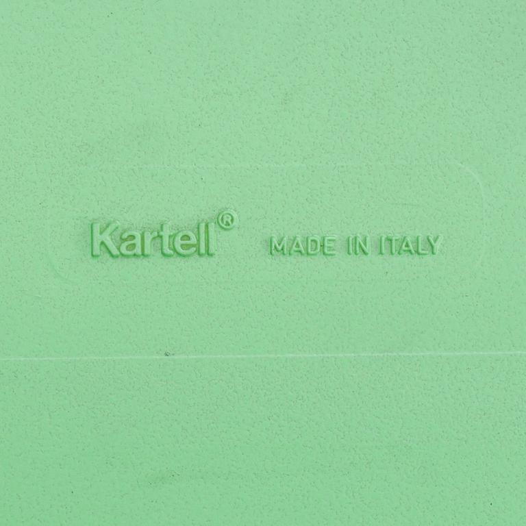 BORD, troligen Magistretti, Kartell, märkt.