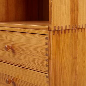 Andreas Hansen, a set of four bookcase modules from Hadsten Træindustri, Denmark.