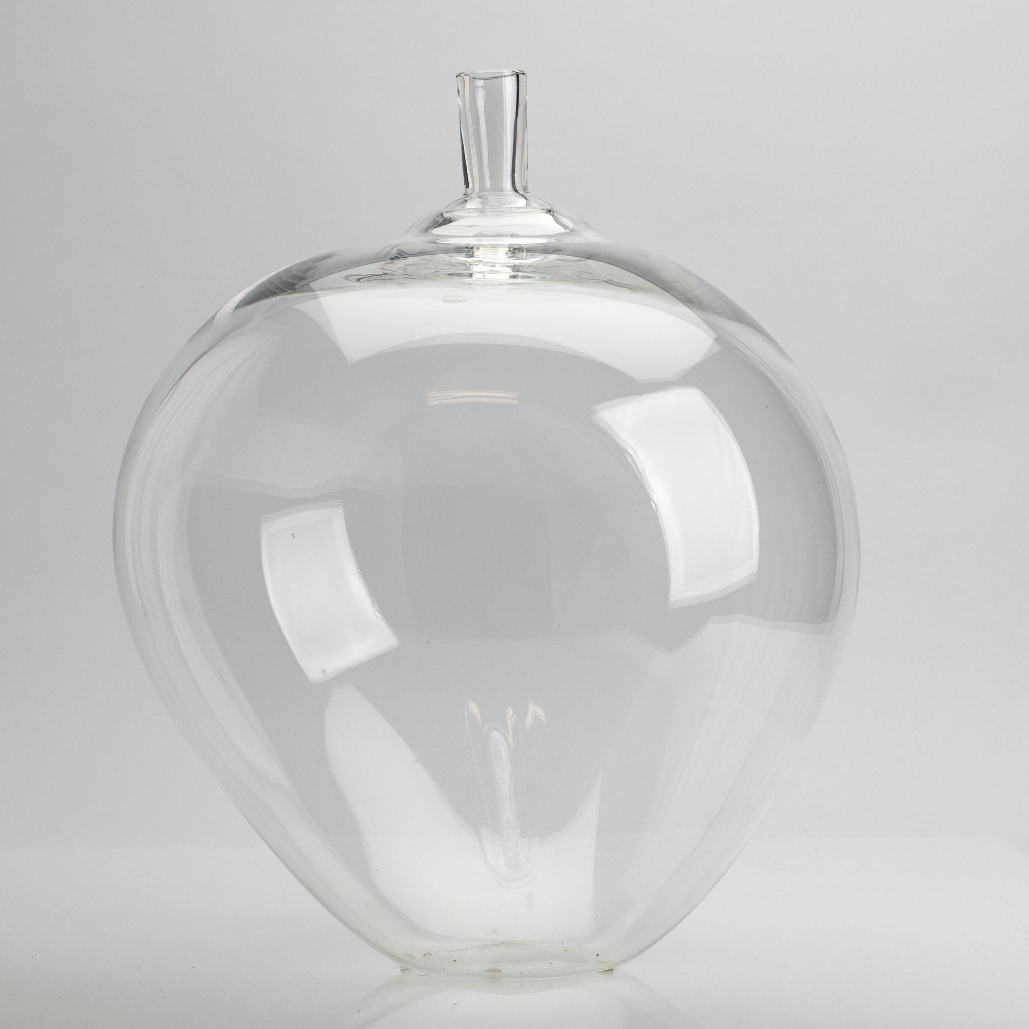 Ingeborg Lundin, Vase, "The Apple", Orrefors.