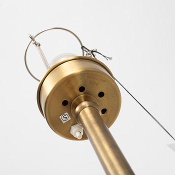 Josef Frank, golvlampa, modell 2326, Firma Svenskt Tenn.