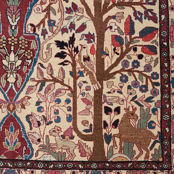 RUG. Semi-antique Teheran. 211,5 x 142,5 cm.