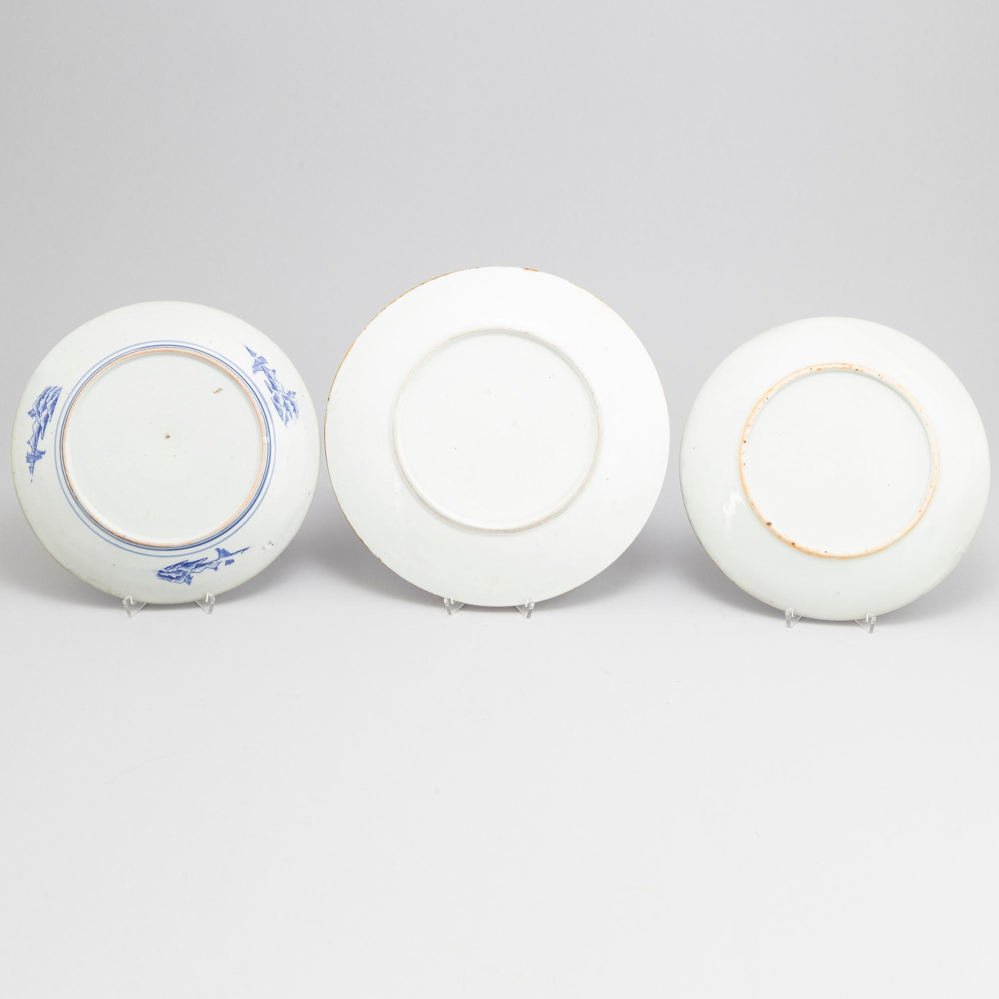 A group with six Japanese blue and white dishes, Meiji Period (1868-1912).