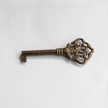 Display cabinet, early 20th century.