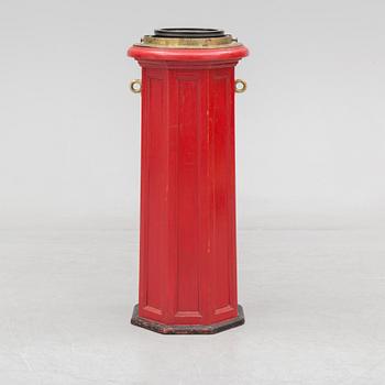 A C. Plath compass from Hamburg, Germany, first half of the 20th Century.