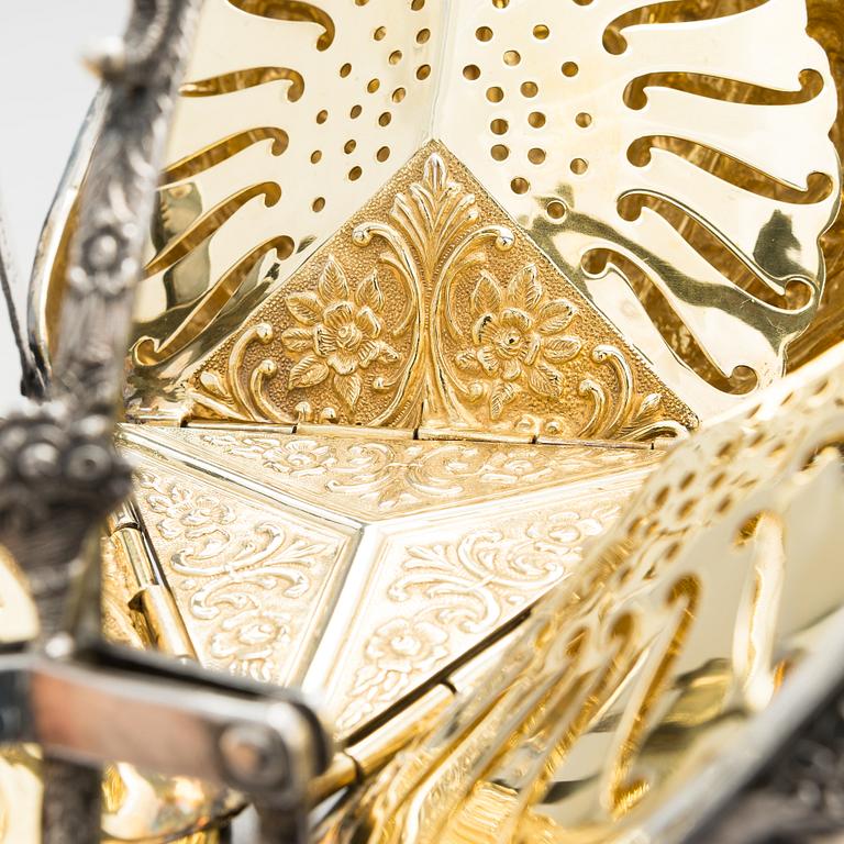 Biscuit warmer, silver, Portugal 1900-tal.