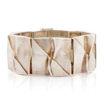 394. Björn Weckström, a bracelet, "Moon Bridge", silver. Lapponia, Helsinki 1971.