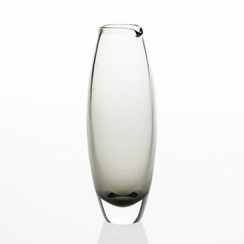 TILLBRINGARE, glas, i-linjen, signerad, Timo Sarpaneva, Iittala -57. Formgiven 1956.