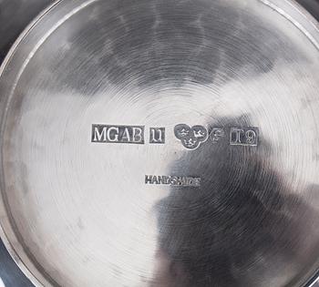 SKÅL, sterlingsilver, MGAB, Uppsala, 1970. Vikt ca 430 g.