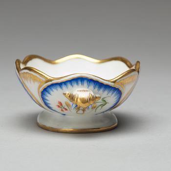 Two butter shells and a salt, Imperial Porcelain Manufacture, St. Petersburg, Russia, period of Czar Nicholas II.