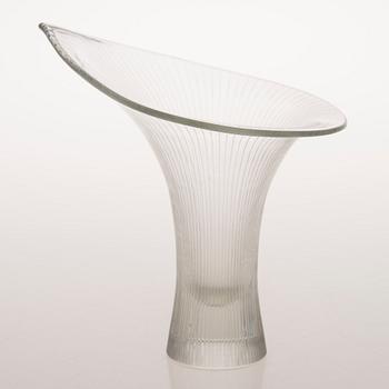 Tapio Wirkkala, A KANTARELLI GLASS VASE, signed Tapio Wirkkala Iittala -54.