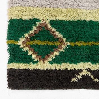 Agda Österberg, a carpet, knotted pile (rya), c 252 x 150 cm.