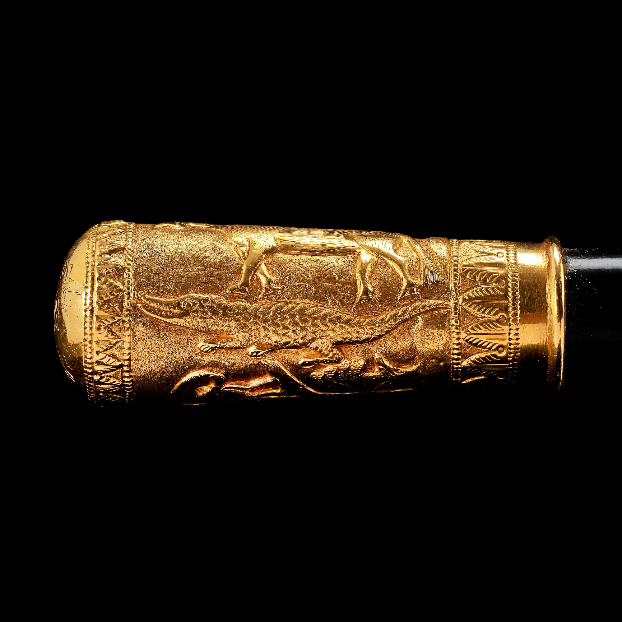 KÄPP med 18k guldknopp, trä, sekelskiftet 1800/1900-tal.