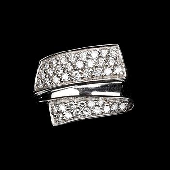 253. RING, brilliant cut diamonds, tot. 0.75 cts.