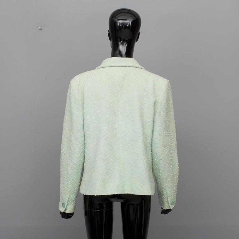 KAVAJ, Yves Saint Laurent.