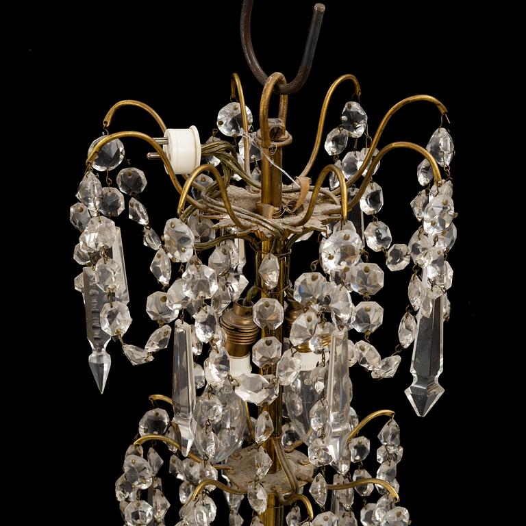 A chandelier, circa 1900.