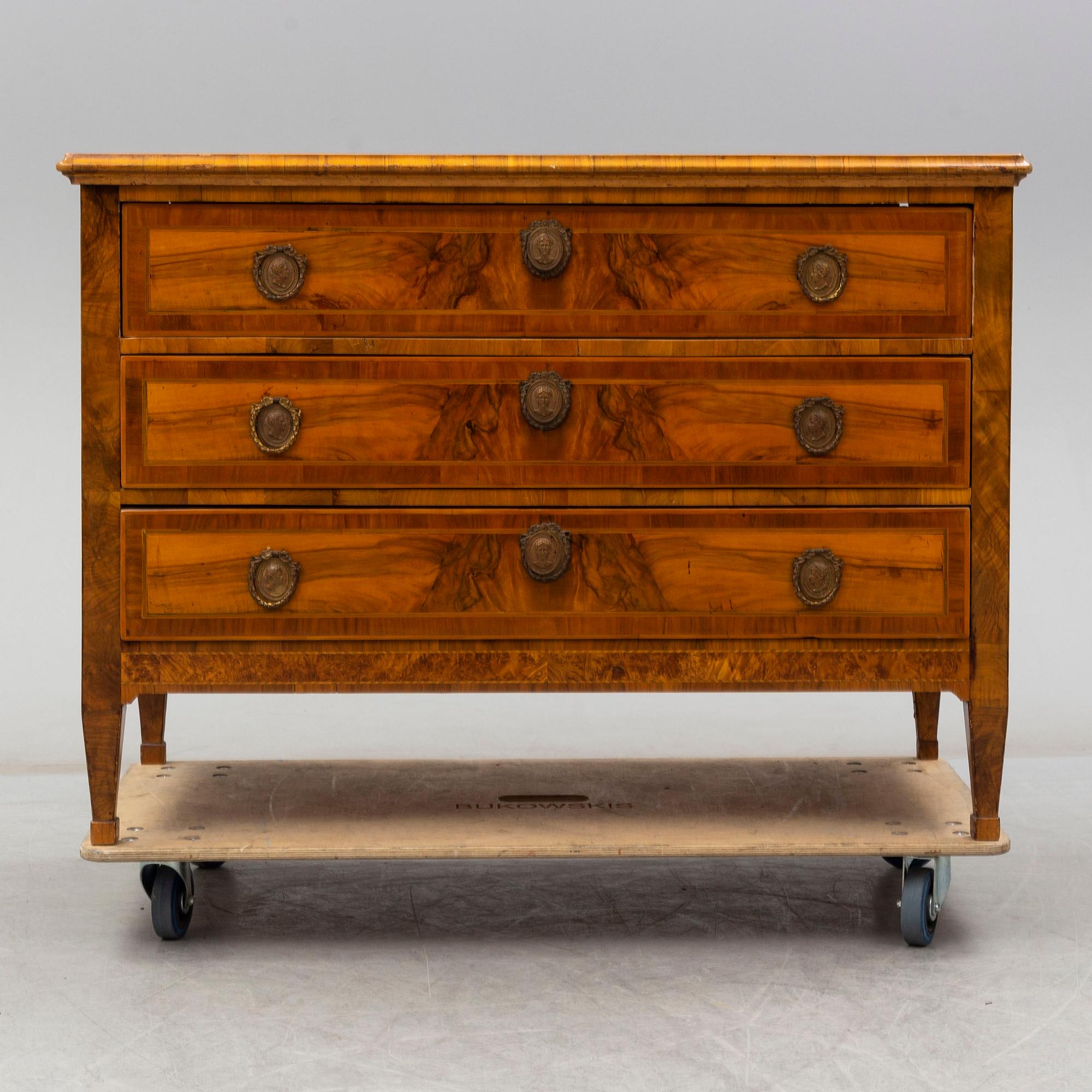 A first half of the 20th century Louis XVI style chest of drawers.