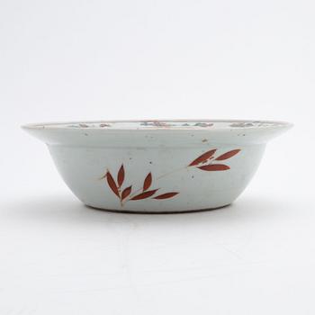 Tvättfat/handfat, porslin, Kina, Qingdynastin, 1800-tal.