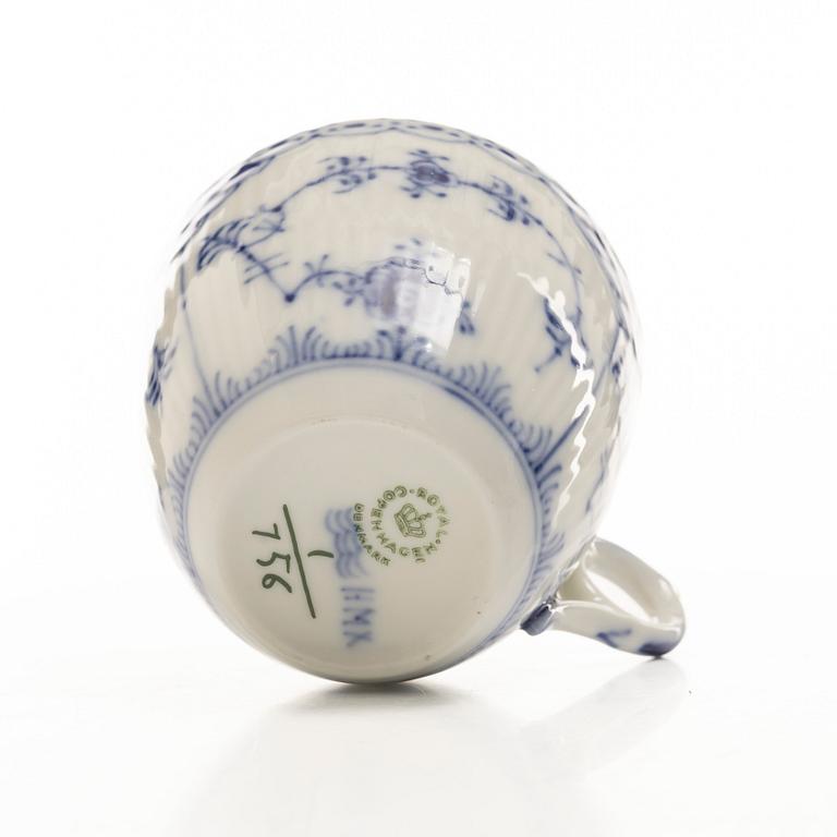 Royal Copenhagen, servis, 37 delar, "Musselmalet Halvblonde".