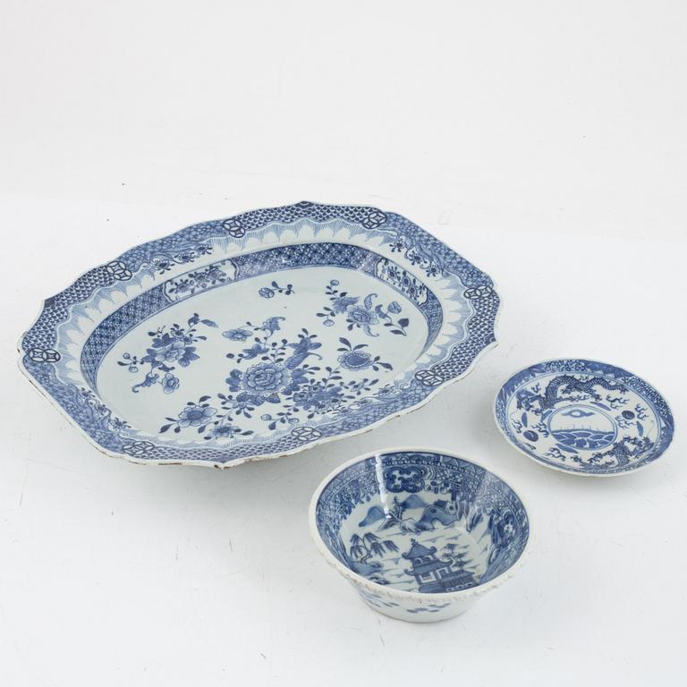 Six pieces of porcelain, Qingdynasty, kina, 18th-19th century.