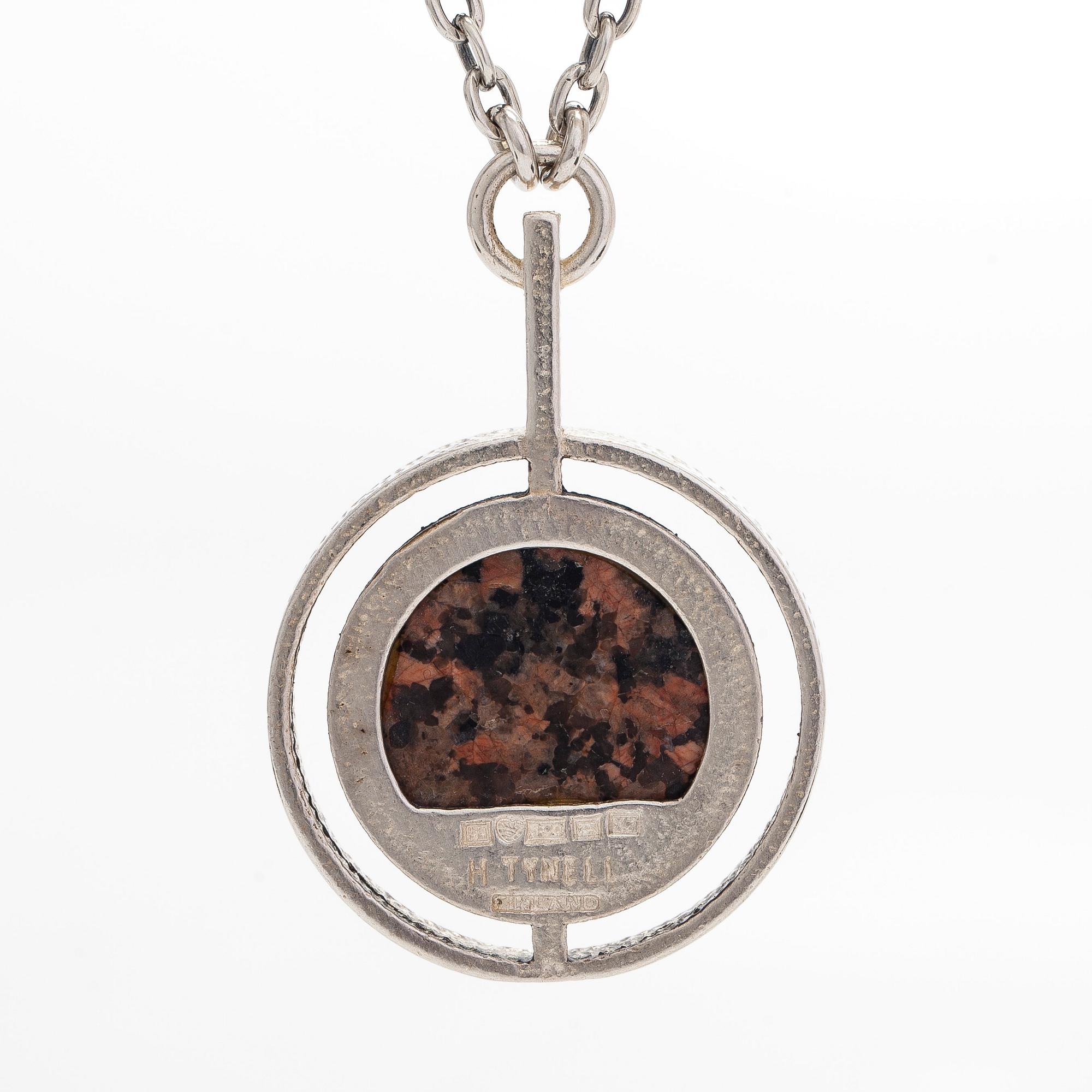Helena Tynell, a silver and granite necklace with pendant, Turun Hopea, Turku 1975.